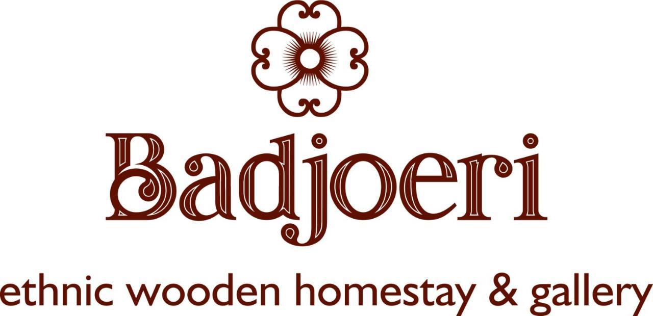 Badjoeri Ethnic Wooden Homestay Bandung Exteriör bild