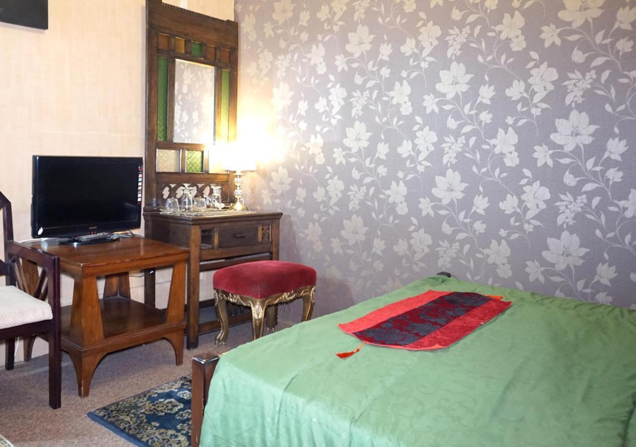Badjoeri Ethnic Wooden Homestay Bandung Exteriör bild