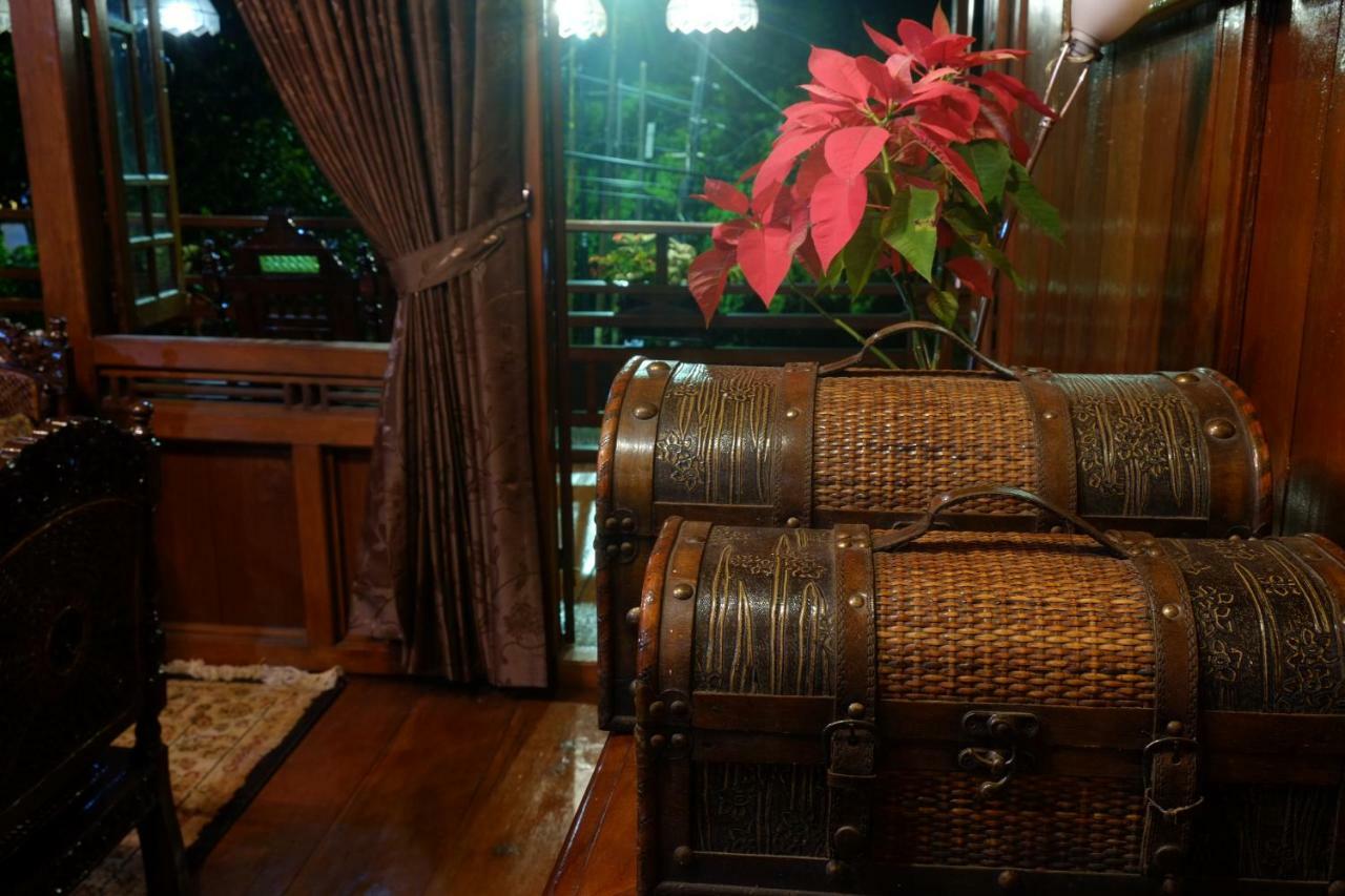 Badjoeri Ethnic Wooden Homestay Bandung Exteriör bild